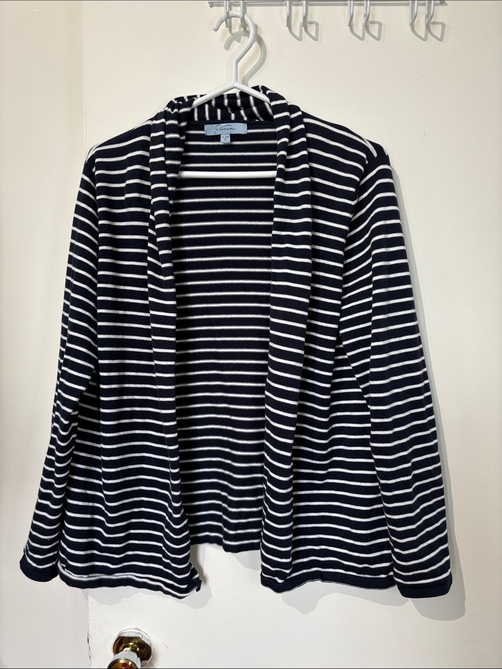 🎉4/30$🎉 Jessica Vintage Navy and White Striped Knit Top